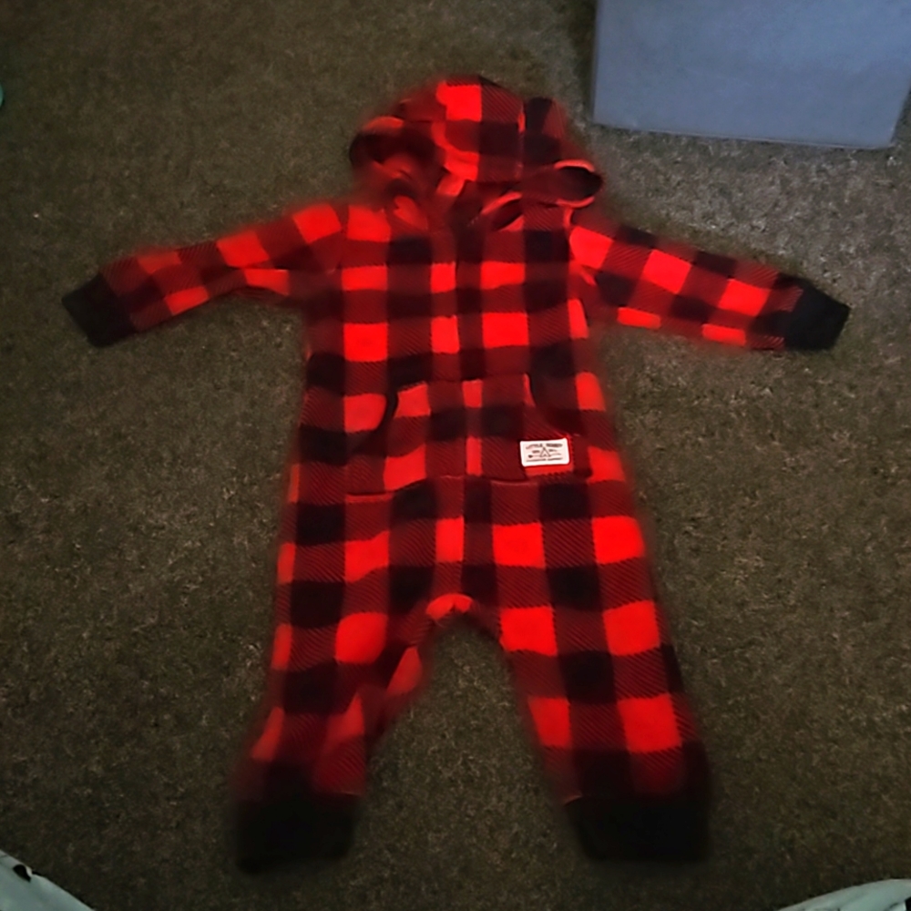 Red and black plaid hooded jumper.